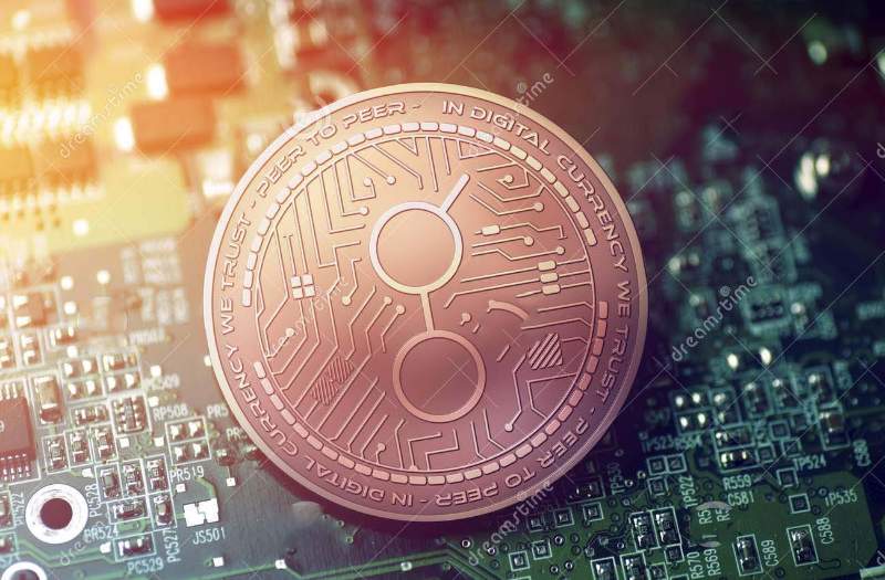 ارز دیجیتال golem