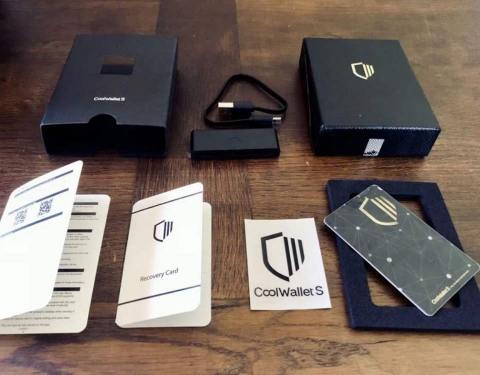 کیف پول کول والت