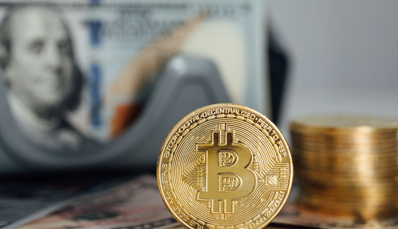 cryptos-slide-hasnt-bled-into-the-real-economy-imf-official-