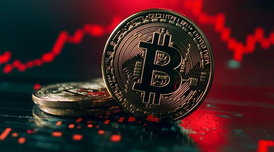 reasons-why-bitcoins-105k-consolidation-may-result-in-btc-price-crash-to-99k-