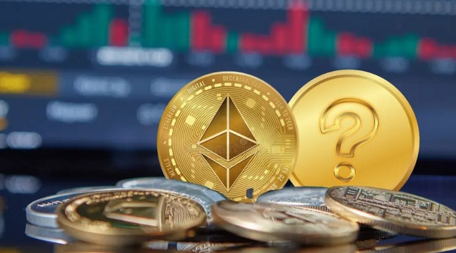altseason-2025-analysts-split-on-40-percent-daily-gains