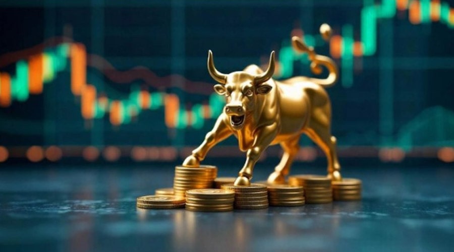 crypto-strategist-predicts-bullish-breakout-for-bitcoin-and-altcoins-in-july