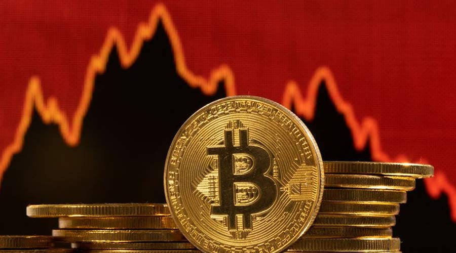 bitcoin-death-cross-returns-why-btc-could-tumble-to-30000-next-